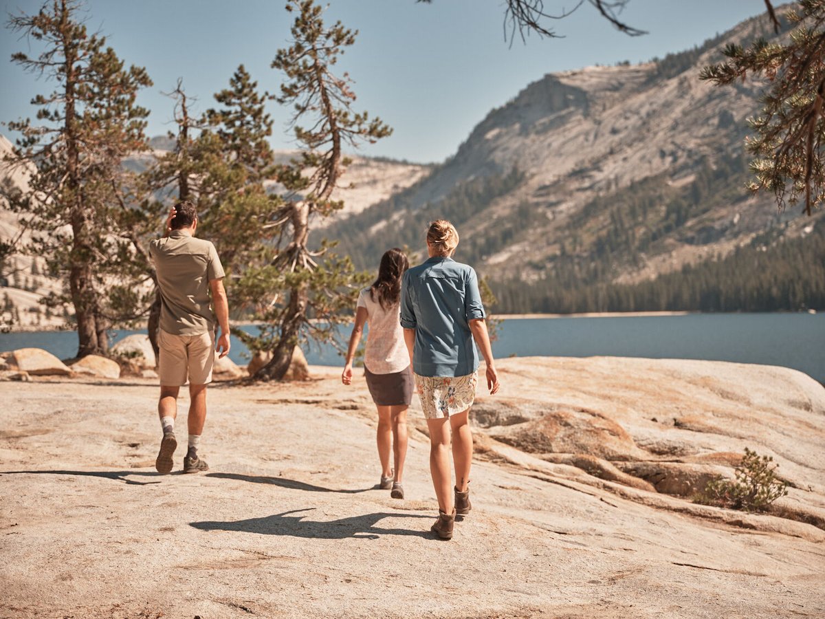 Advendure_Net's tweet image. 50 χρόνια outdoor και στυλ: Το “ταξίδι” της Royal Robbins ---&amp;gt; advendure.com/index.php/exop…

#RoyalRobbins #OutdoorApparel #AdventureStyle #SustainableFashion #OutdoorLifestyle #YosemiteInspired #TravelClothing #hikingclothing