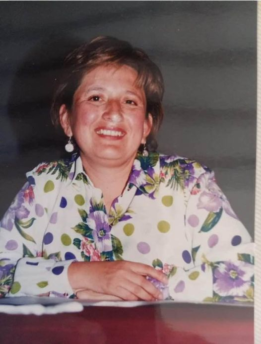 Nadie me lo platicó,  les comparto : 
(Crédito: Verónica Santillán)
Esta foto se la tomé a Xóchitl Gálvez Ruiz  hace muchos años ( 20 tal vez ) cuando venía a trabajar en Banco de Alimentos . Sacaba de la desnutrición a niños de la pobreza extrema con una papilla especial . Cómo