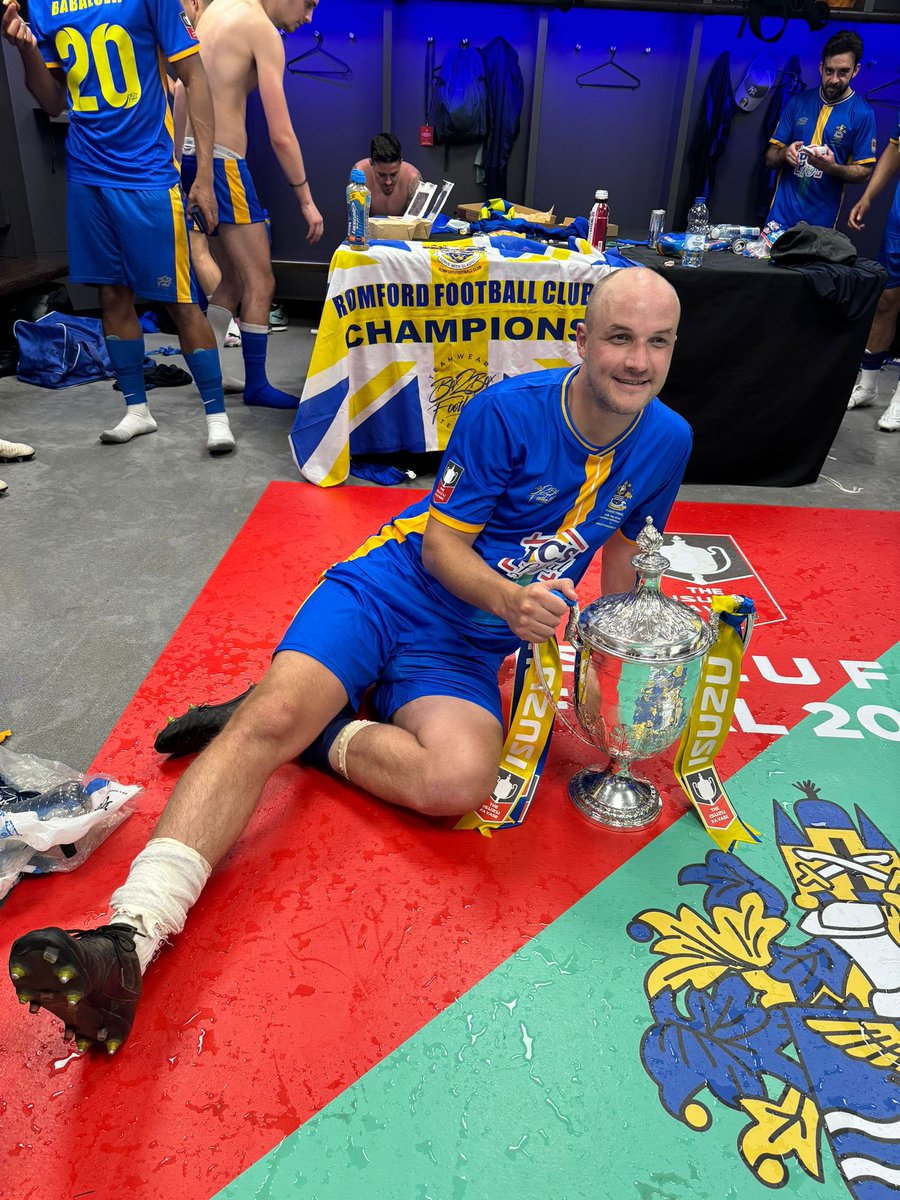 My time @RomfordFC has come to an end a massive shame after such an incredible season bouncing back after losing the playoff final to winning the FA vase at Wembley, what a squad what an achievement thank you all ⚽️⚽️