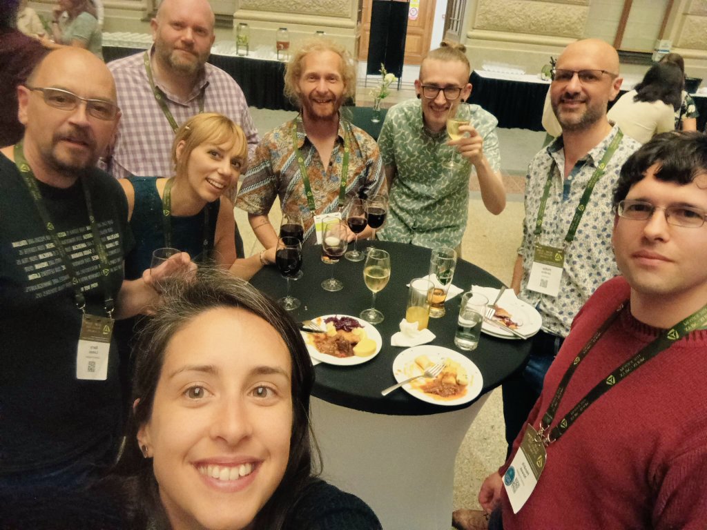 Dr. Michela Mariani🇪🇺 (@marianimichaela) on Twitter photo The UoN crew at the <a href="/IPCIOPC2020/">IPC-IOPC 2020</a> conference dinner (+1 )
<a href="/NottsPollen/">Nottingham Pollen Lab</a> <a href="/aclarkenz/">Andrew Clarke</a> <a href="/A_J_Wills/">Alastair Wills</a>
#Nottingham #pollen The UoN crew at the <a href="/IPCIOPC2020/">IPC-IOPC 2020</a> conference dinner (+1 )
<a href="/NottsPollen/">Nottingham Pollen Lab</a> <a href="/aclarkenz/">Andrew Clarke</a> <a href="/A_J_Wills/">Alastair Wills</a>
#Nottingham #pollen