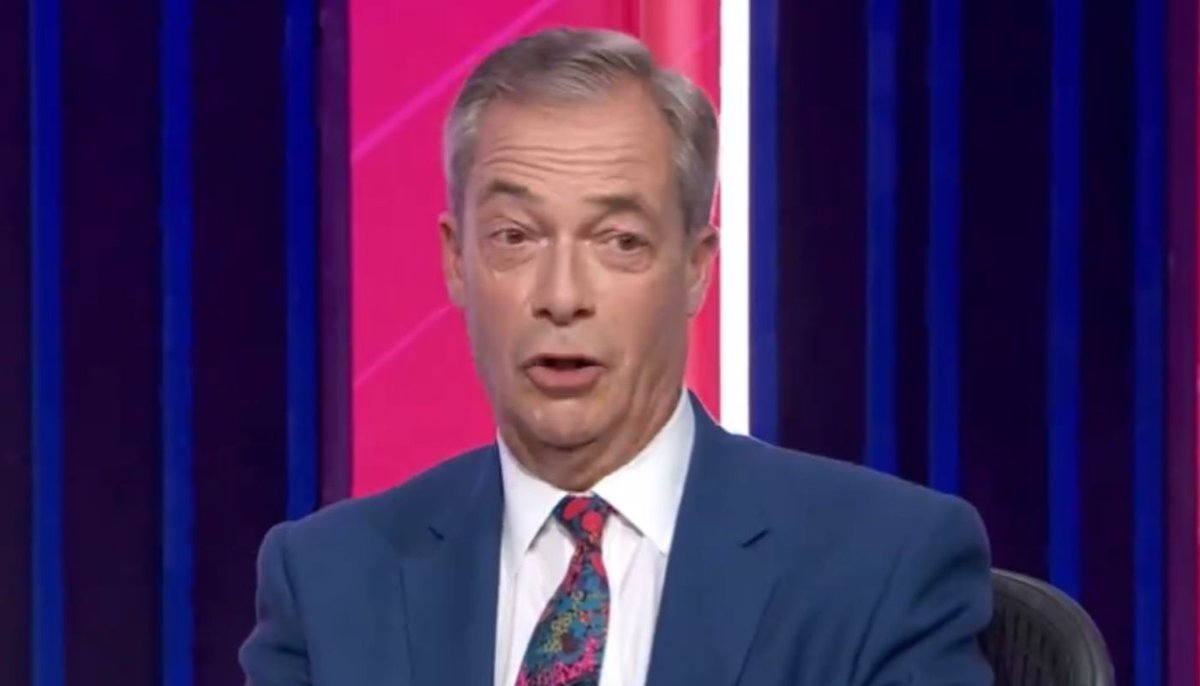 Nigel Farage appeared on BBC Question Time for the first time in five years but host Fiona Bruce told him that they hadn't invited him. express.co.uk/showbiz/tv-rad…