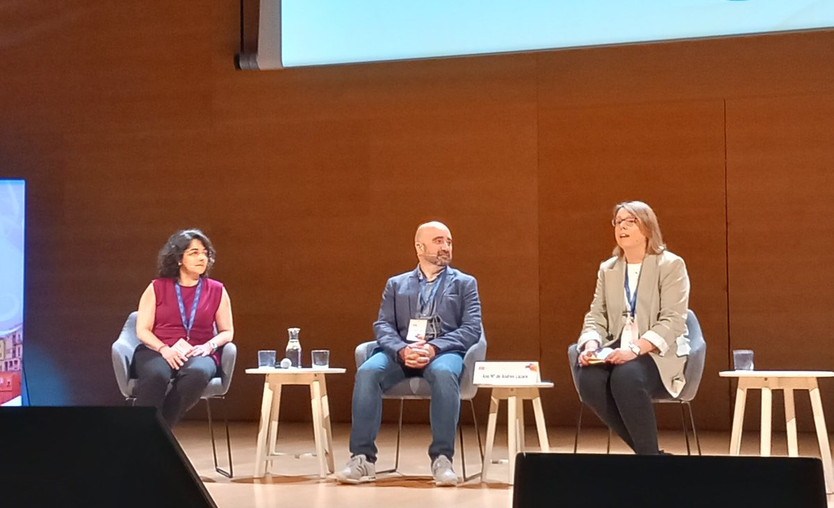 Sefap XXVII (@sefapxxvii) on Twitter photo Mesa debate III #27CongresoSEFAP Abordaje de la #complejidad #clínica: Interrelación de #EnfermedadesCrónicas y #Polimedicación, #Fragilidad como base de #MedicinadePrecisión y #AtenciónPersonalizada por <a href="/jordiamblas/">Jordi Amblàs</a> y Nuevas formas de afrontar la #Polimedicación por <a href="/AlpanaMair/">Alpana Mair</a> Mesa debate III #27CongresoSEFAP Abordaje de la #complejidad #clínica: Interrelación de #EnfermedadesCrónicas y #Polimedicación, #Fragilidad como base de #MedicinadePrecisión y #AtenciónPersonalizada por <a href="/jordiamblas/">Jordi Amblàs</a> y Nuevas formas de afrontar la #Polimedicación por <a href="/AlpanaMair/">Alpana Mair</a>
