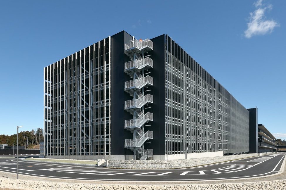 KONDO_GROUP's tweet photo. パーキング事業部の施工実績紹介
Toyota Technical Center Shimoyama(TTC-S)
３号館西立体従業員駐車場
当社過去最大の自走式立体駐車場が完成しました！
※6層7段の駐車台数932台 https://t.co/yA3rz44E1t