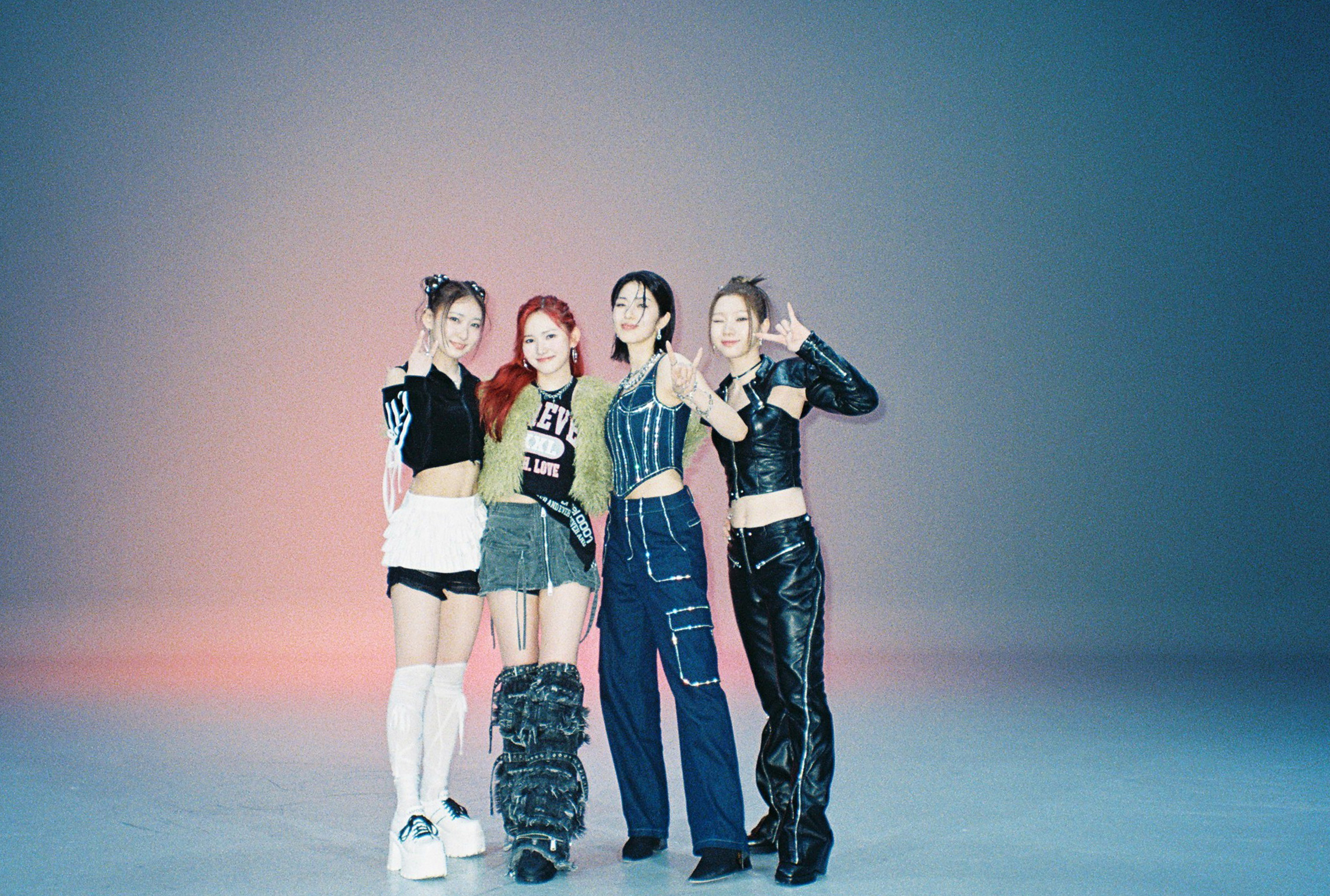 GO5H9nmbkAASmIT?format=jpg&name=4096x4096