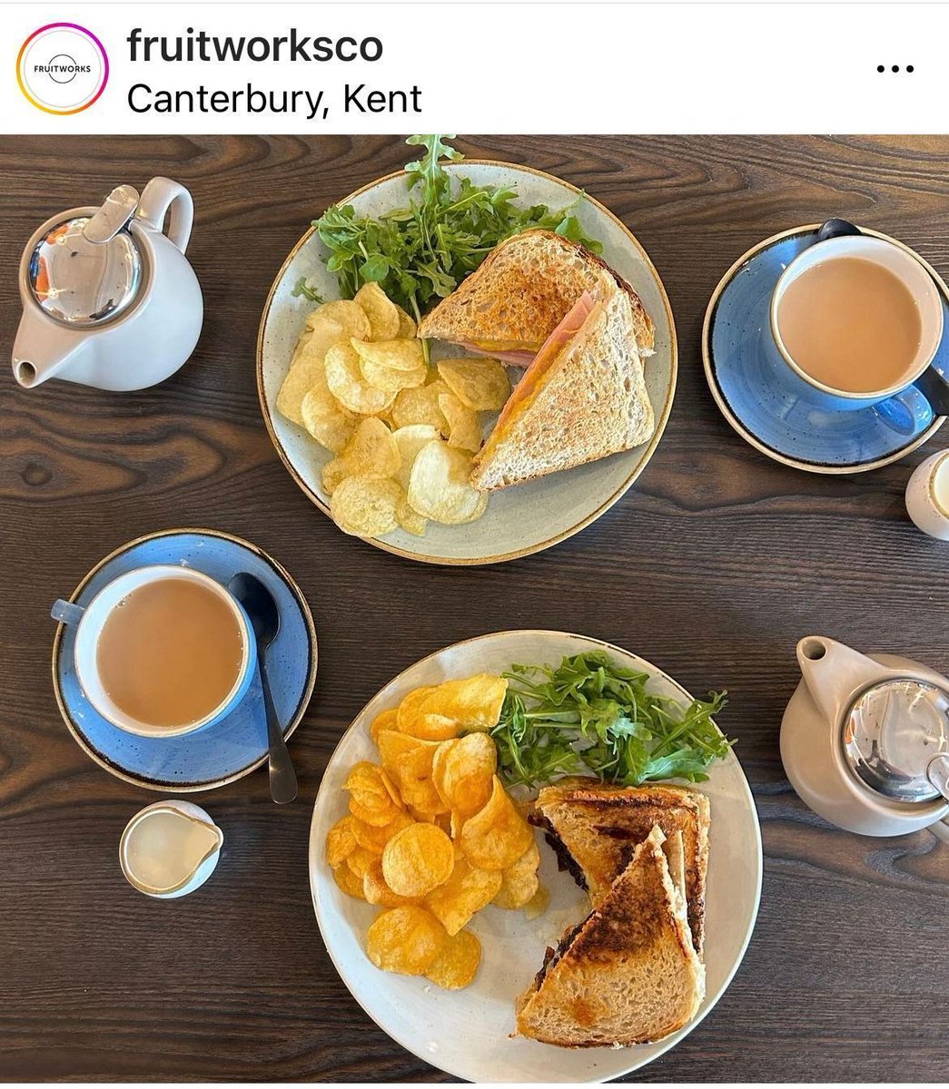 Fruitworks coffee shop Jewry Lane Canterbury 

Serving up amazing coffee, teas, toasties, sandwiches, cakes and sweet treats. Free WiFi as well making it the perfect space to meet up and even work! 

Open:

8:30-5:00 Mon - Sat