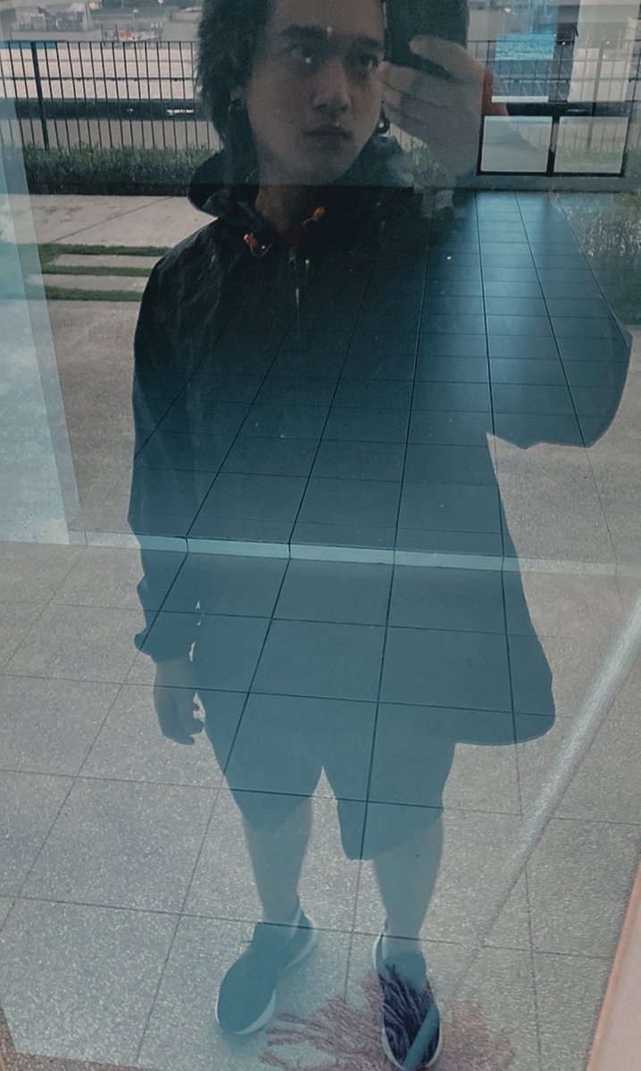 moxtall's tweet image. 