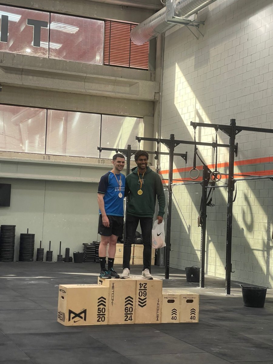 EsportsUB's tweet photo. #Crossfit 🏋️♂️| Ja tenim els resultats del #CCU24 de Crossfit!
🥇 Medalla d'or per Estela Serrano, estudiant de Gestió d'Informació i Documentació Digital.
🥈 Medalla d'argent per Víctor Flo, estudiant d'ADE.
Enhorabona, companys! 💙
#EsportsUB #EsportUniversitari https://t.co/mAfY1rH40Z