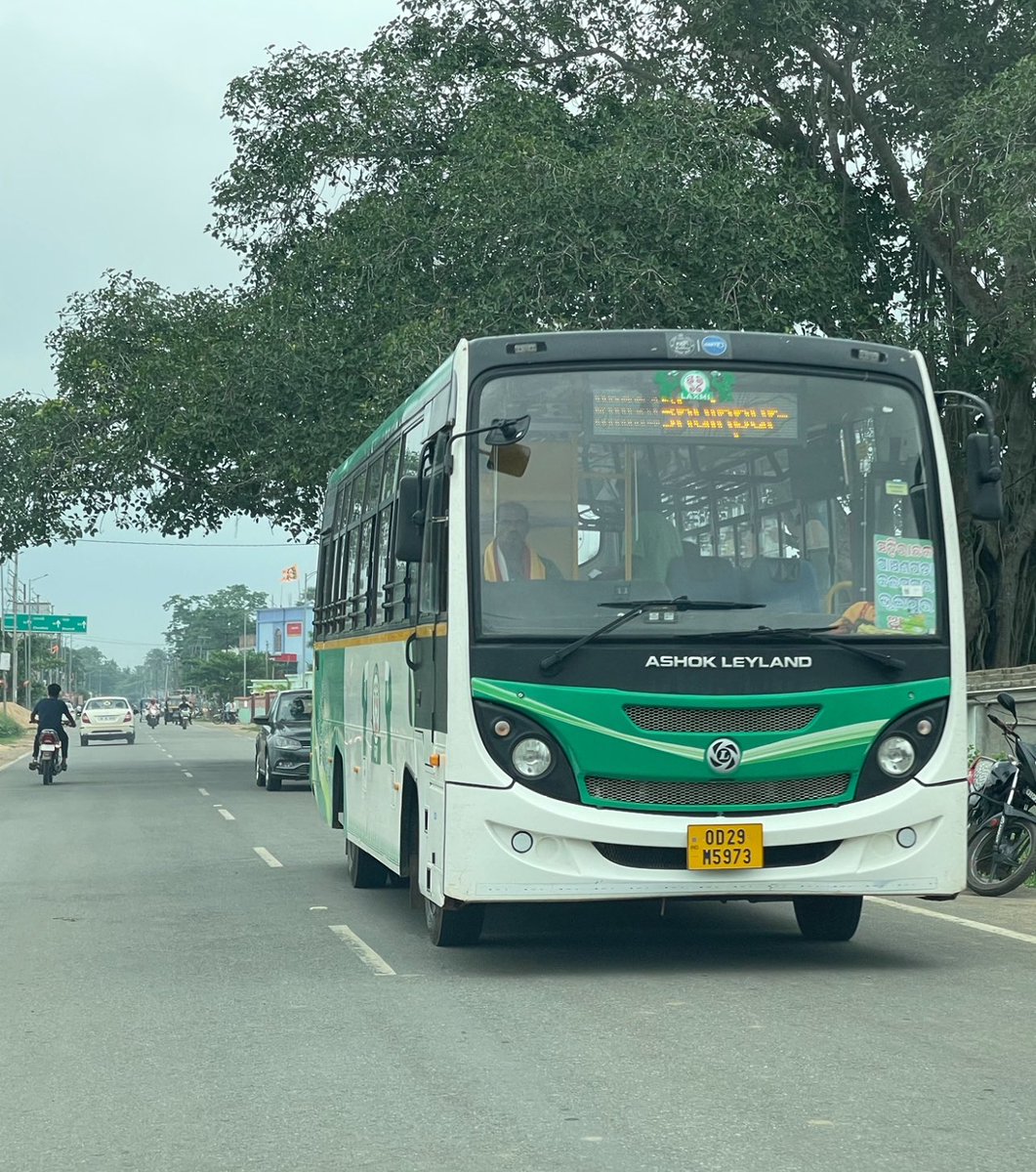 LAccMI buses redefining public transport in the rural areas of Odisha. 

Encountered many such @LAccMI_Odisha Buses during my drive today. This pic taken about 120 kms from the capital city, Bhubaneswar.