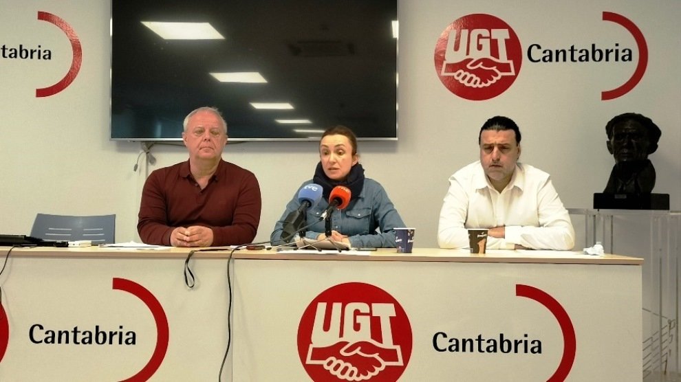 redtasoctisoc's tweet photo. Despedidos #educadores de menores en riesgo social, de proyecto socioeducativo sin posibilidad de despedirse de los niños y niñas con los que realizaban su actividad

¿Está por delante el beneficio económico al interés mayor del menor?

#Tasoc #Tisoc #eduso #servicossociales https://t.co/KKDaDM0RPL