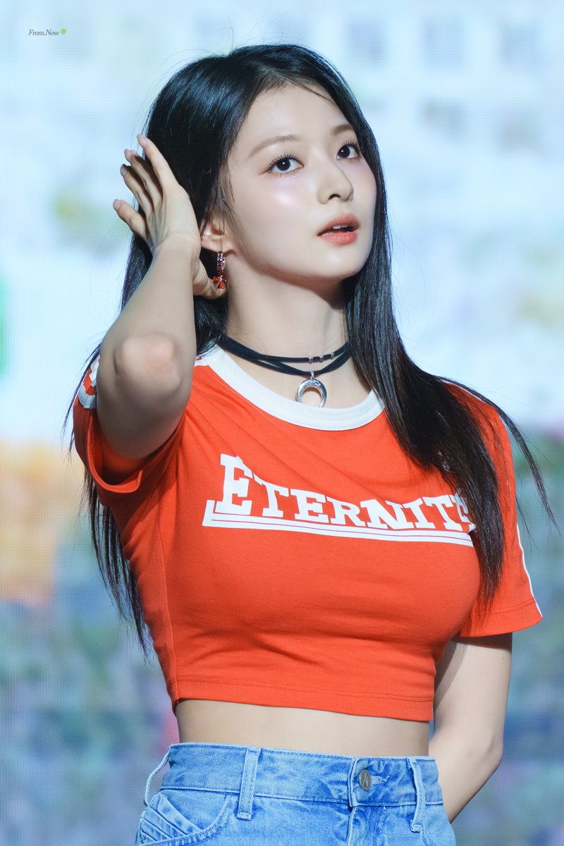 Fromis_Now's tweet photo. 240518 SPRING BREEZE in CAMPUS 프로미스나인 나경    

나경아, 생일 축하해❤️ 

#fromis_9 #이나경 https://t.co/vqPeIUP0Rq
