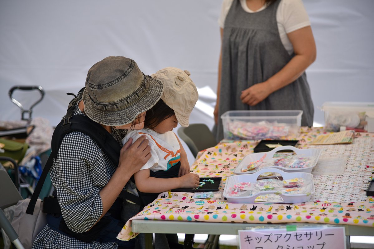PLAY_PARK_FKS's tweet photo. チョークアートワークショップや編みぐるみワークショップなど、どの店舗も子供も大人も楽しめる内容になっており、親子で楽しんでいただけました♪ https://t.co/if6Qys43ma