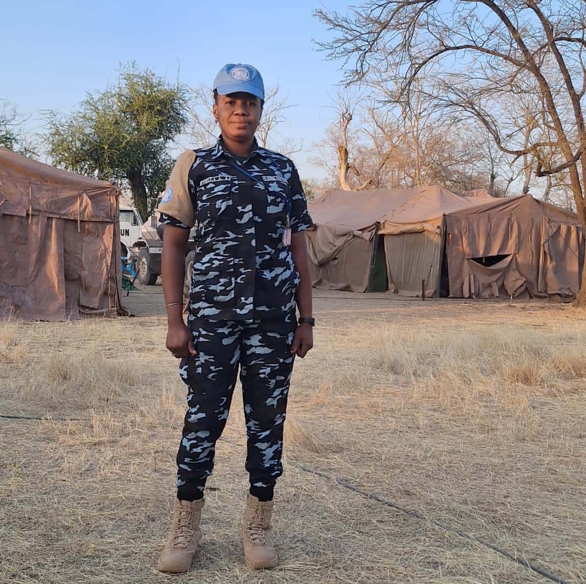 Meet Adebayo Stella Adejumo, an @UN Police Advisor from #Nigeria 🇳🇬, reflecting on her time serving with #UNMISS in #SouthSudan, protecting civilians, building  capacity of local colleagues, + forming bonds with the host community: tinyurl.com/3223pyj4
#A4P #WomenPeaceSecurity
