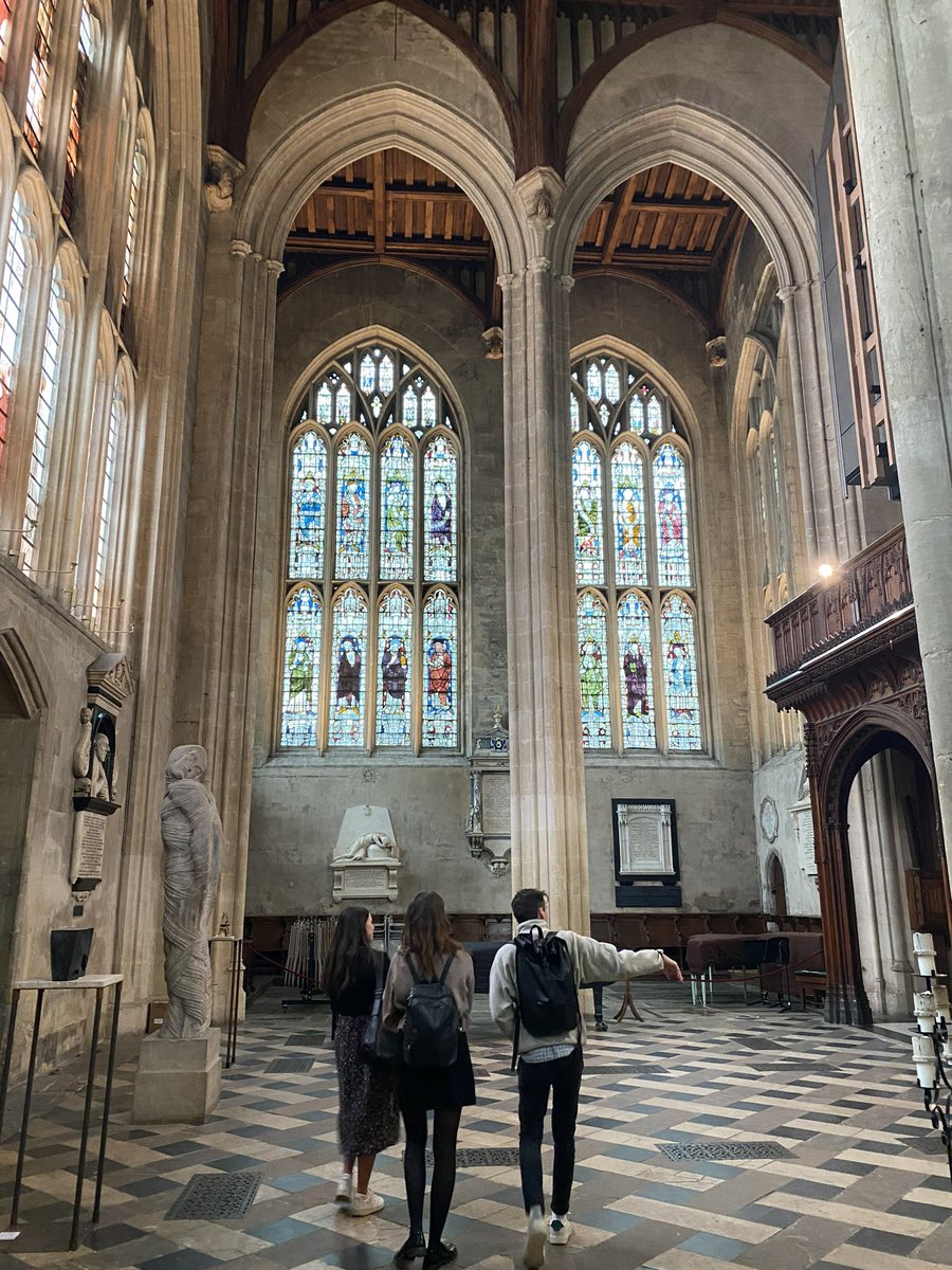 TaraGuckel's tweet photo. A wonderful visit to the @UniofOxford to hear about some of the impressive work from @OxExpPsy @OxPsychiatry with Omid, Carolina, and Emma. Thank you @drjackandrews for being the most amazing host!! @LyraEgan @EmmaKroghDevine https://t.co/D1tPV2OBEg