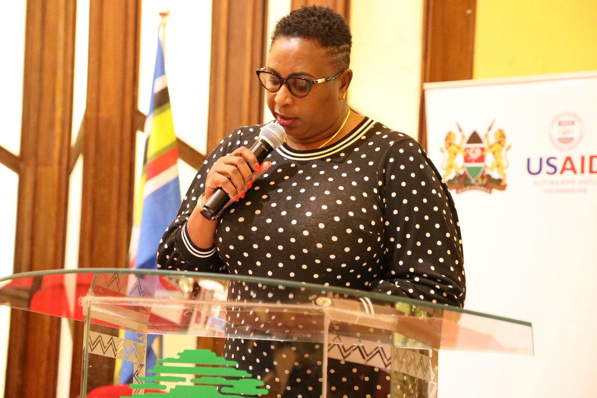 gender_ke's tweet photo. "I inaugurated the Multi-Sectoral Working Group on the realization of the not more than #twothirdgenderprinciple and forwarded their report to the two houses of Parliament. I hope legislators aid this constitutional provision to see the light of day." - @CSAishaJumwa at #NGSWG https://t.co/bNYAnfURZV