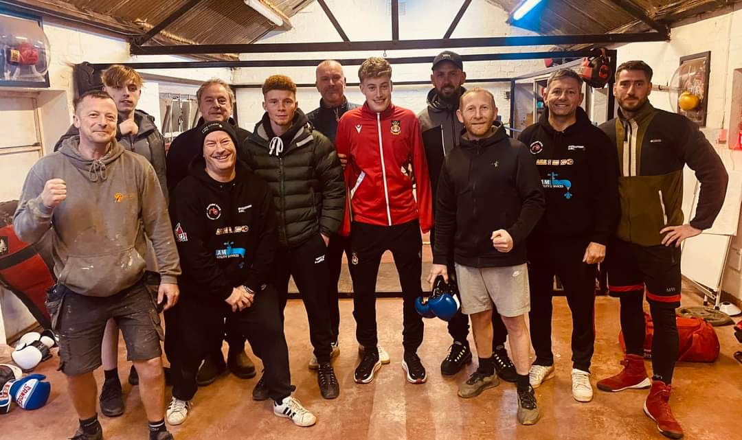 Touch of class from #WxmAFC youngster Harry Ashfield here 👇 'Harry has trained with us for a good few years now. He even donated his wage towards our community interest club. What a lovely, genuine young man he is. Great to have you back.🥊 Evolution ABC / Fighting Back Boxing
