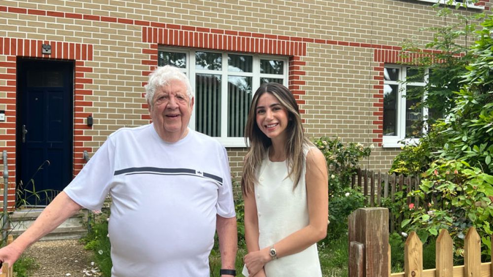 Hundreds of social housing homes in Enfield are to be made more energy efficient, after Enfield Council successfully bid for £3.5 million in funding from the Social Housing Decarbonisation Fund.

Read more here: orlo.uk/zjr7e