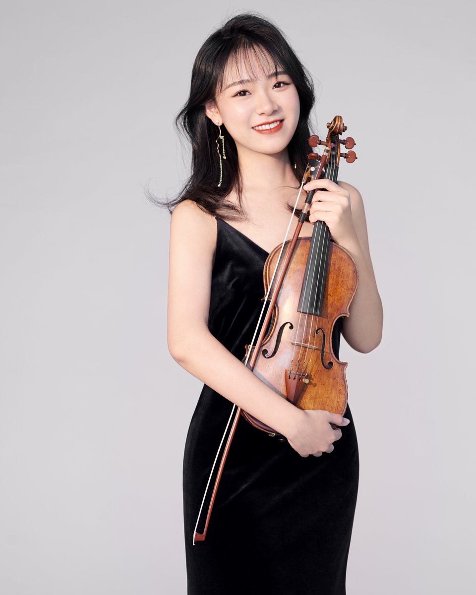 DISCOVER
Chenming Wang

The musical enchantment of virtuoso violinist, Chenming Wang!  Trained at the esteemed Central Conservatory of Music, Chenming's artistry has captured the hearts of audiences worldwide.
Listen to her latest CD "Passionate" 
open.spotify.com/intl-es/album/…