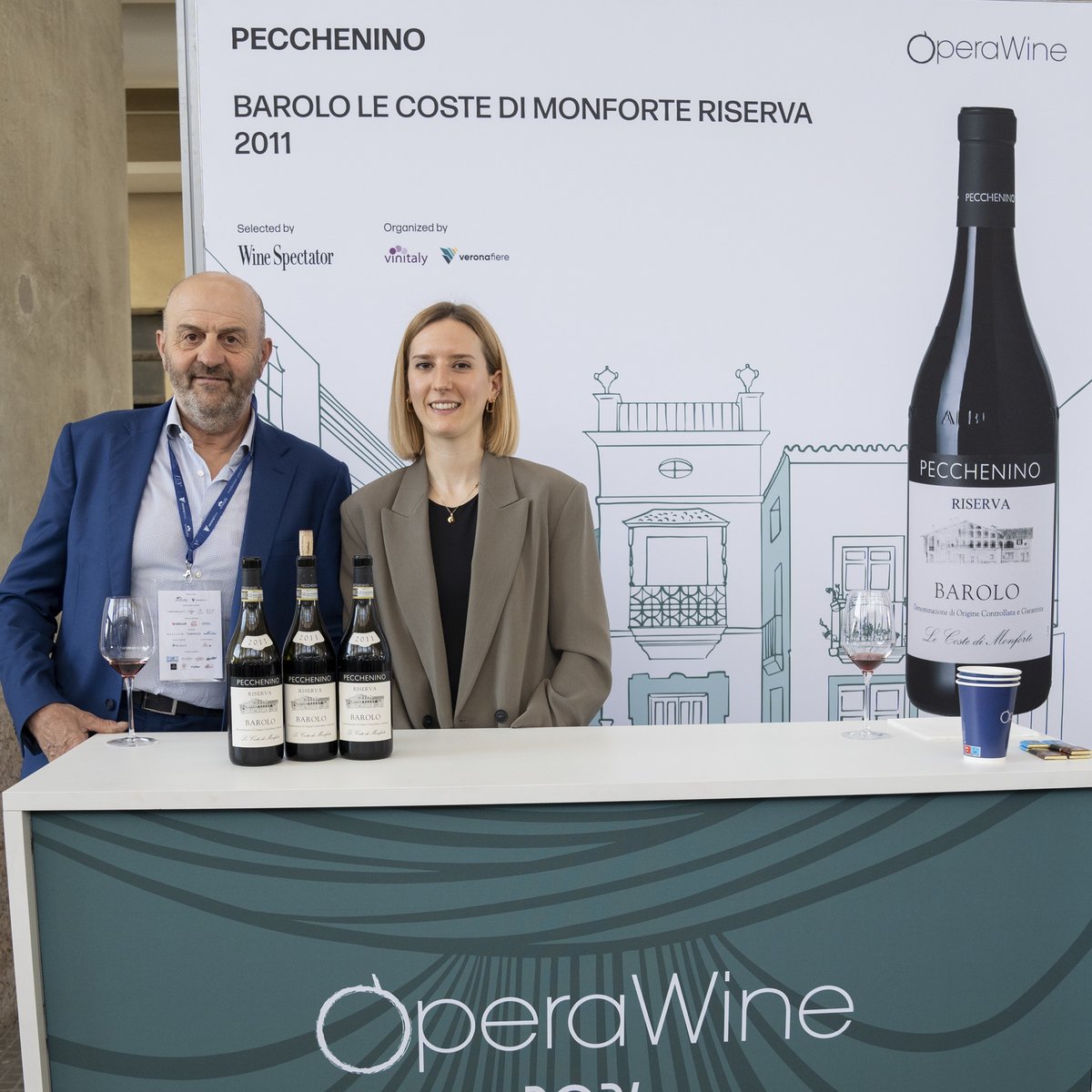 Here is the portrait of Pecchenino, one of the great Italian producers selected by Wine Spectator for #OperaWine2024. During this year's Grand Tasting, they shared with guests their Barolo Le Coste di Monforte Riserva 2011. Congratulations! #Vinitaly2024 #finestitalianwines