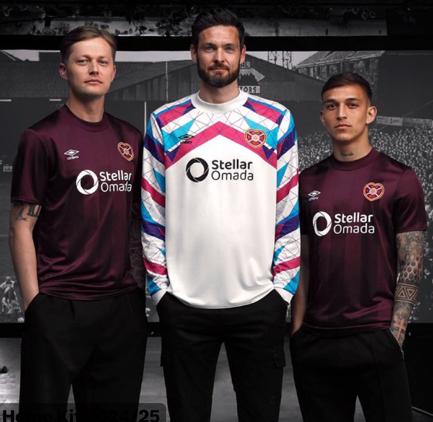 No Lawrence Shankland in any pics or videos for launch of new strip.

😢😢😢😢😢😢😢😢

#Hearts #Shankland