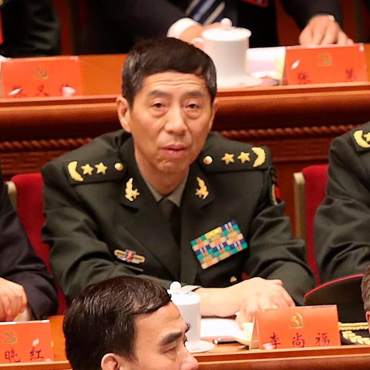 El ministro de Defensa chino -Dong Jun-ha confirmado que Pekín no ha apoyado militarmente a ninguno de los bandos en la guerra de Ucrania.
Esta afirmación llega en medio de acusaciones reiteradas de que China ha sido un gran aliado de Rusia.
...