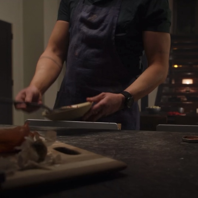 starkkbuckley's tweet photo. I WOULD TAKE THE TERM  “KISS THE COOK” VERY SERIOUSLY https://t.co/ZzJvqfLQ5t