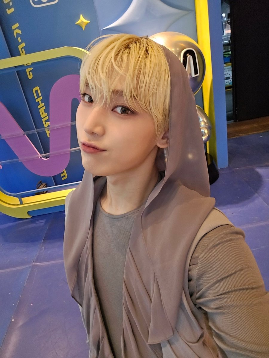 [ #선우’s Post ] 240531

#SUNOO: Selca🖤

<a href="/ENHYPEN_members/">ENHYPEN</a> <a href="/ENHYPEN/">ENHYPEN OFFICIAL</a> #ENHYPEN #엔하이픈