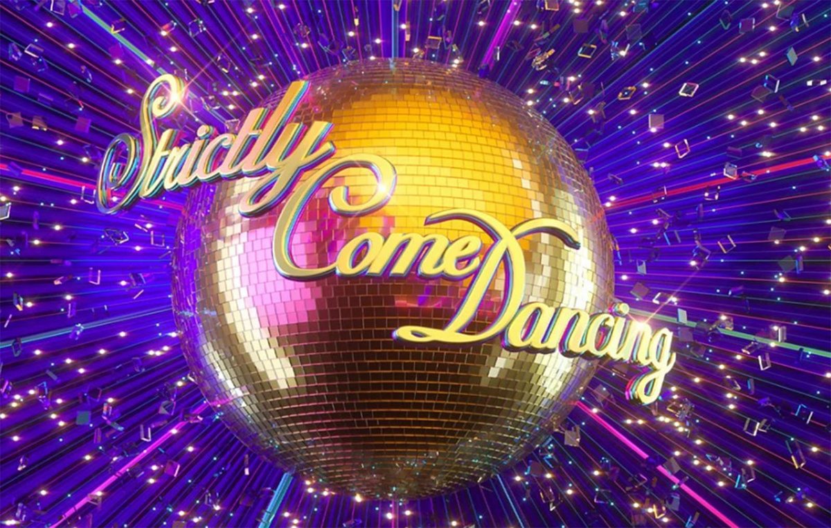 Coronation Street breaks silence on signing up to Strictly as he brands the show 'hell' express.co.uk/celebrity-news…