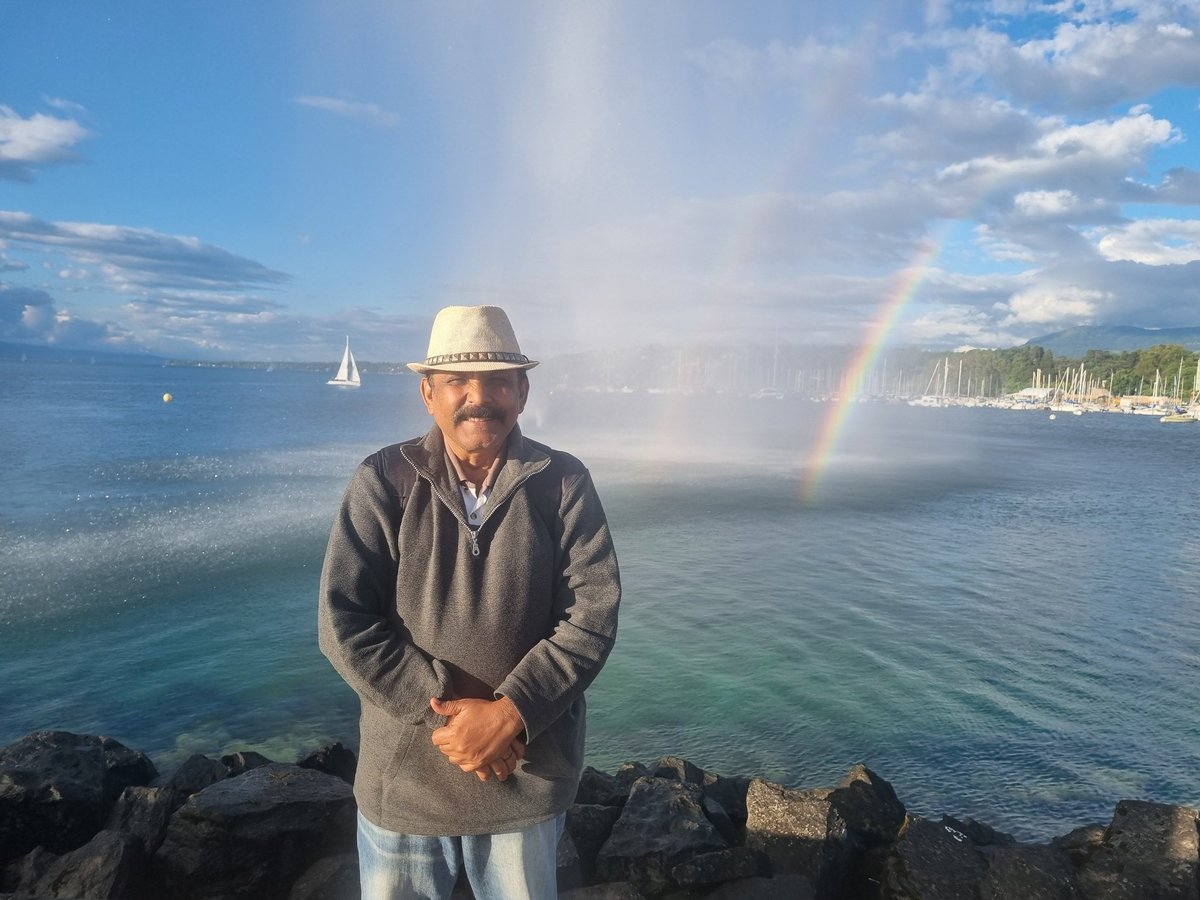 BijayKumarShar7's tweet photo. Rainbow in Lake Geneva, #Switzerland https://t.co/ldtp7S2Ltf