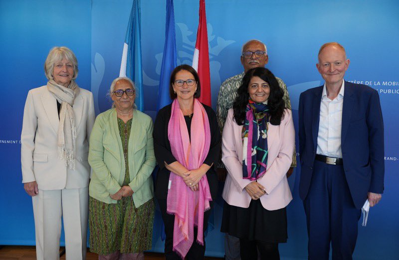 Pleasure to meet Trupti & Ambrish Mehta in 🇱🇺! Their dedication to advocating for health, education, land & forest rights in Gujarat 🇮🇳 is truly inspiring. Congratulations for receiving the Walter-Scheel-Preis! Wishing them lots of success in their important work! 🌟