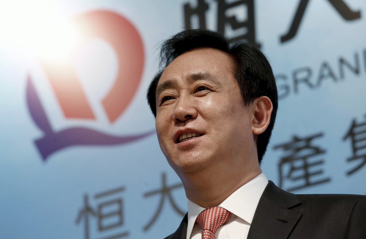 shanghaidaily's tweet image. The securities regulator has fined Chinese property giant Evergrande Group US$0.58 billion for fraudulent bond issuance and info disclosure violations. Former chairman Xu Jiayin was hit with max penalty of US$5.99 million and a lifetime ban from the securities market. #Evergrande
