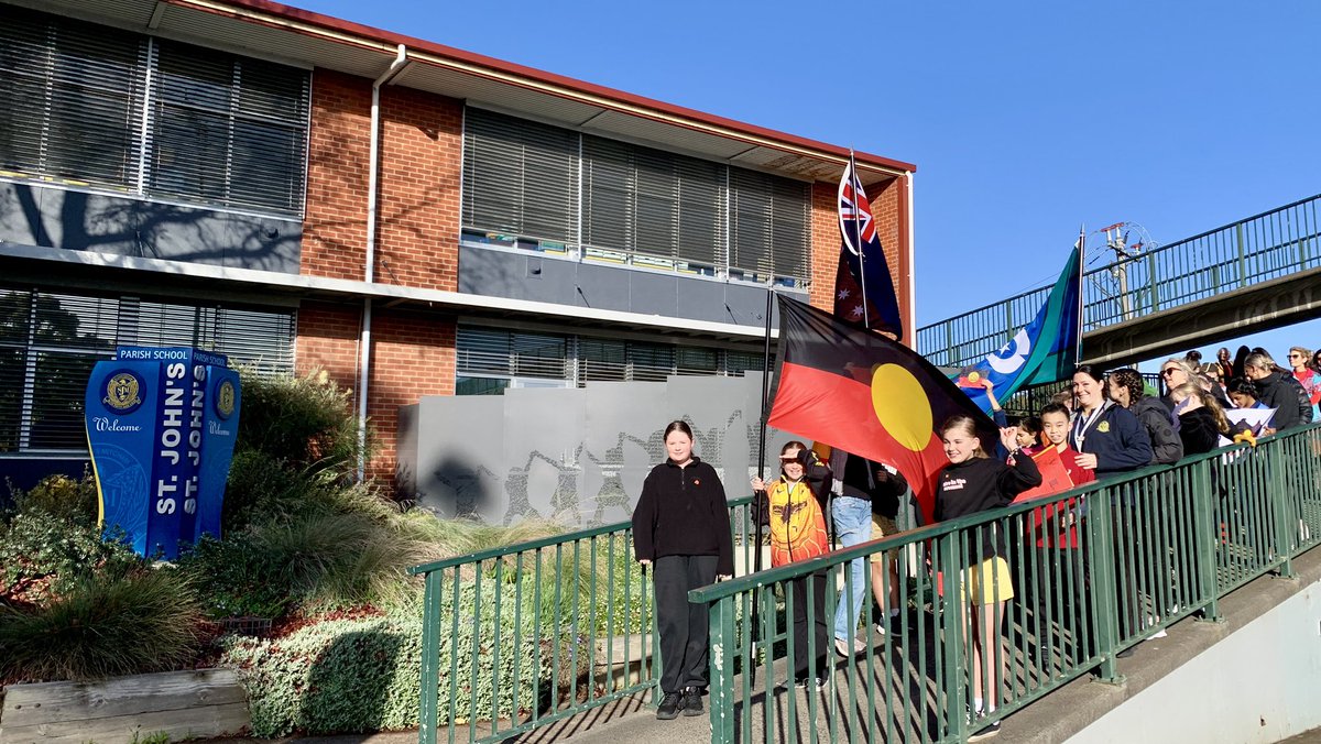 vgridley's tweet photo. @SJPSMitcham Today our community walked around Mitcham to spread the message of #reconciliation @MelbCathSchools https://t.co/qG2kNGWutL