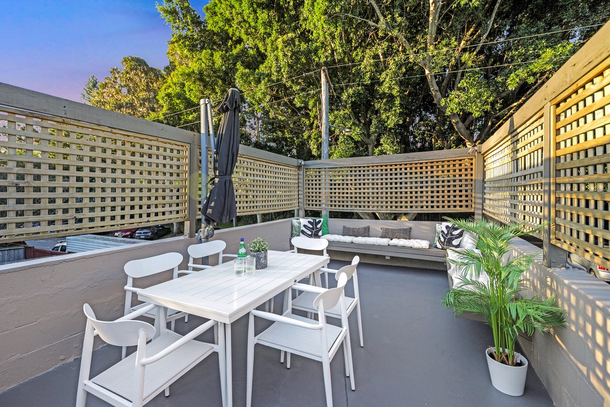 Nick__Politis's tweet photo. #justlisted 99 Terry St Tempe.
A renovated home in a great location with “forever home” potential. 
2 bed, 1 bath, 1 garage.
Inspect Saturdays 12-12:30pm and Wednesdays 5-5:30pm. 
Auction 22 June at 3:30pm On-site.
For more information contact Nick Politis 0417 348 022. https://t.co/fcaDq2Bdzs