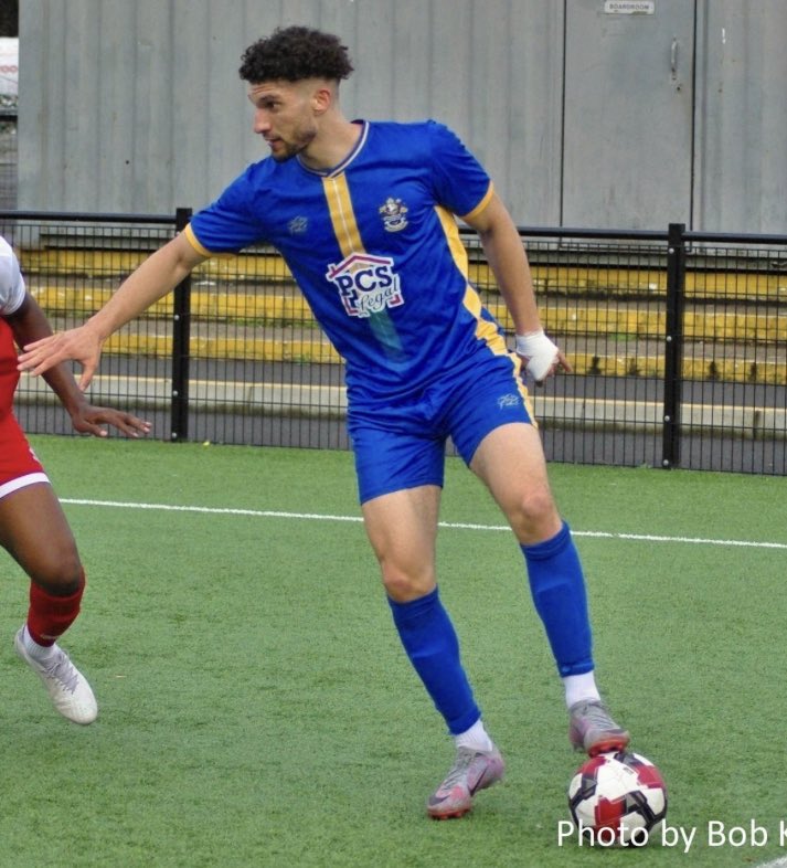 My time at @RomfordFC has come to an end. 

Disappointed not to achieve Promotion to Step 4 and break the goal record in a season in Romford colours.

32 goals in 50

But ended on a high, winning the FA vase with these groups of lads, who will be friends for life.

Up the Boro!