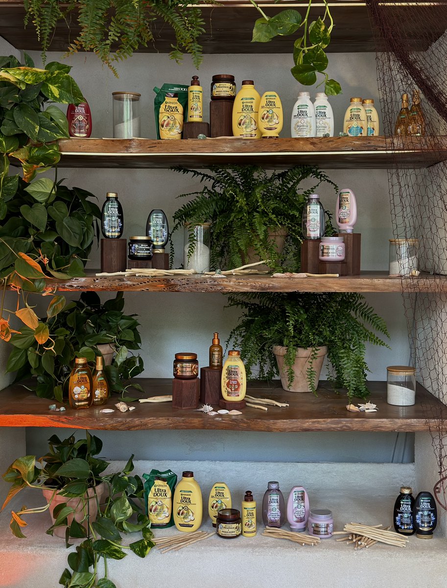 Il y a quelques jours, nous avons accueilli la gamme Ultra-Doux de Garnier (L'Oréal) en partenariat avec Koh Lanta. Anciens candidats, influenceurs et fans se sont réunis pour des épreuves et la diffusion de l'épisode 1 de la saison 14. #KohLanta #UltraDoux #Garnier #LOréal