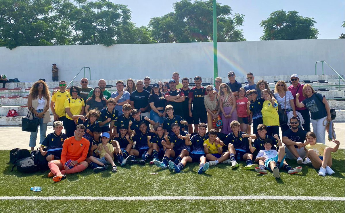 #CanteraCadista 💛💙

💪🏻 Victoria por 5-0 el Infantil B ante el Widad Tanger para clasificarse a los octavos de final de la IBN Battuta Cup