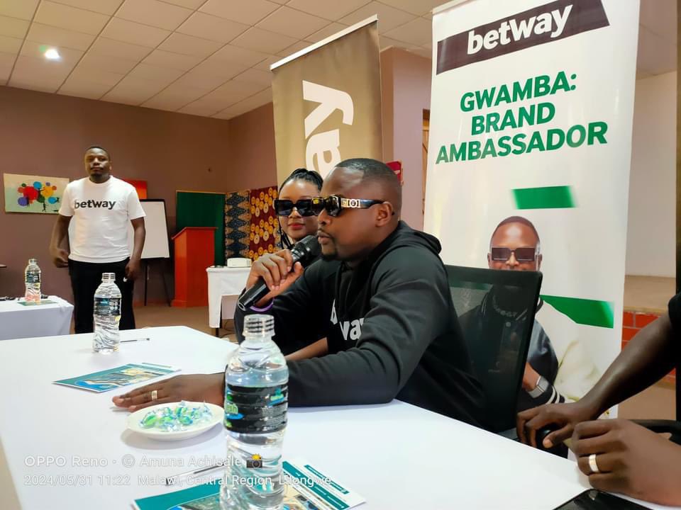 Gwamba has officially been named Betway Brand Ambassador. According to reports, he will earn K3.5 million monthly. 💰
