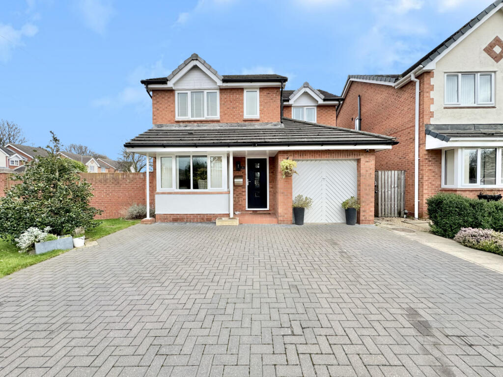 ***NEW INSTRUCTION***FOR SALE***

🔹 Hollins Beck Close, Kippax
🔹 Spacious Rooms
🔹 4 Bedrooms, 3 Bathrooms
🔹 Offers in Region of £430,000

This spacious, four bedroom detached home: ow.ly/yZab50Qx7n7

#propertyforsale #detachedproperty #familyhome #kippax