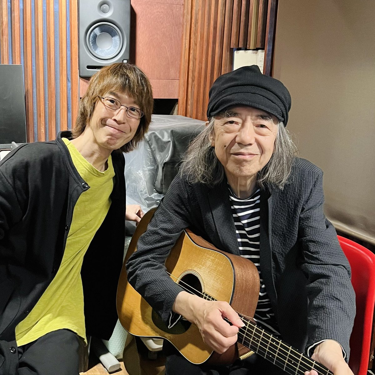 dstudio_ibaraki's tweet photo. どもです！
あがたさん、D-barでライブ
今度は一緒に何かやろうと🤤
ﾖｼｬ35年ぶりの共演するぞー
#あがた森魚 https://t.co/odgOUTWAel