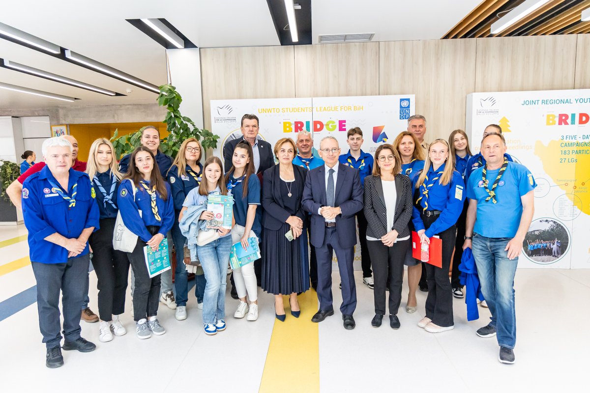 The incredible success of the BRIDGE project! Nearly 2,000 young people from 55 municipalities across Bosnia and Herzegovina united through different activities. This initiative is truly building bridges and creating brighter futures! 🌍🤝 
<a href="/AICSTirana/">AICS Tirana</a> <a href="/italyinbih/">Italy in Bosnia and Herzegovina</a>