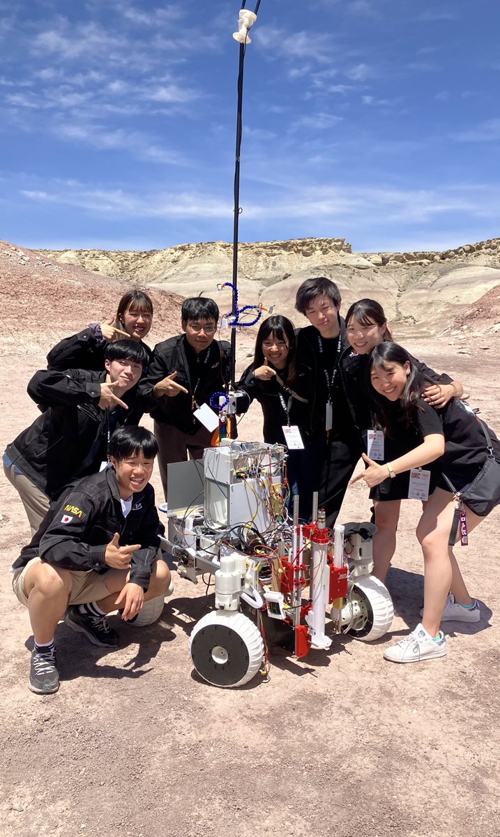 AresPjt2022's tweet photo. \Science Mission/
サイエンスミッションとメンバーによるプレゼンを行いました!!
サイエンスチームの方々お疲れさまでした!
#URC #Science #ScienceMission https://t.co/YV09meXaFx
