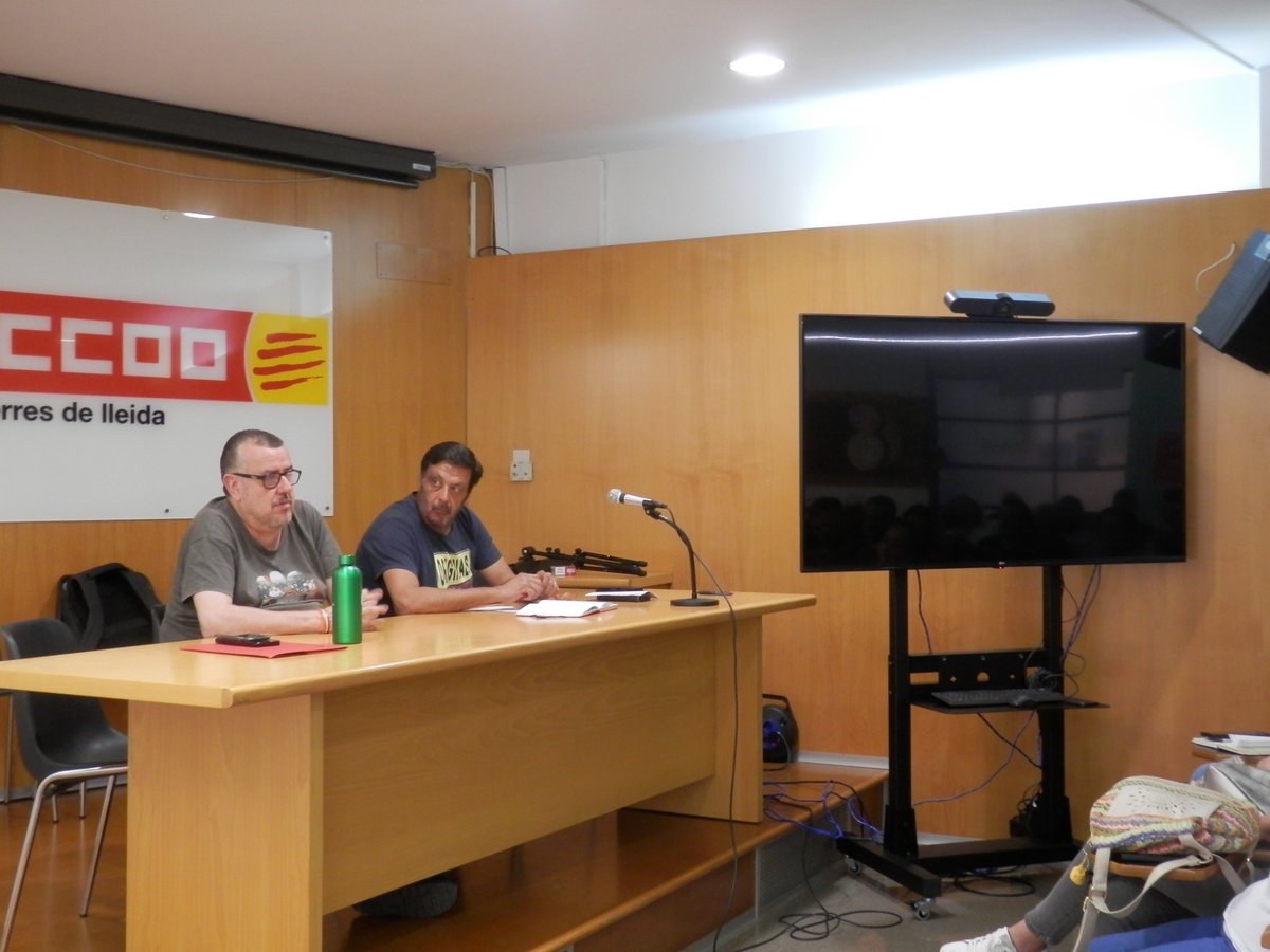 📣 Jornada de salut laboral de la Federació d’Indústria a CCOO de Lleida, parlen de l’estrès tèrmic i de les condicions ambientals als llocs de treball, de les mesures tècniques i de les propostes del sindicat per solucionar-ho.