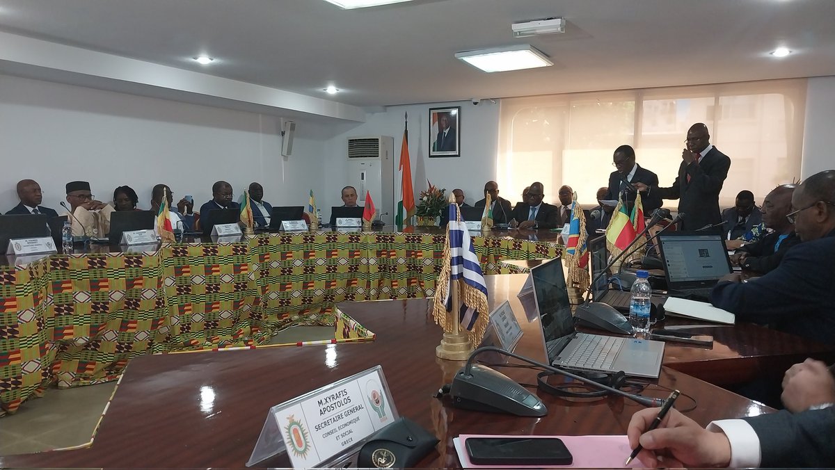 Great session on #climate in Abidjan with the presence of members of Union of Economic and Social Council <a href="/UCESA/">@Unai Cesa ™</a> , <a href="/CESEMaroc/">CESE Maroc</a>, and <a href="/AICESIS/">あいす</a>
#AfDB_Group supporting <a href="/UCESA/">@Unai Cesa ™</a> through country advocacy plans to strengthen citizen action for <a href="/Climate_Action/">Climate Action</a>, #Cop29

￼