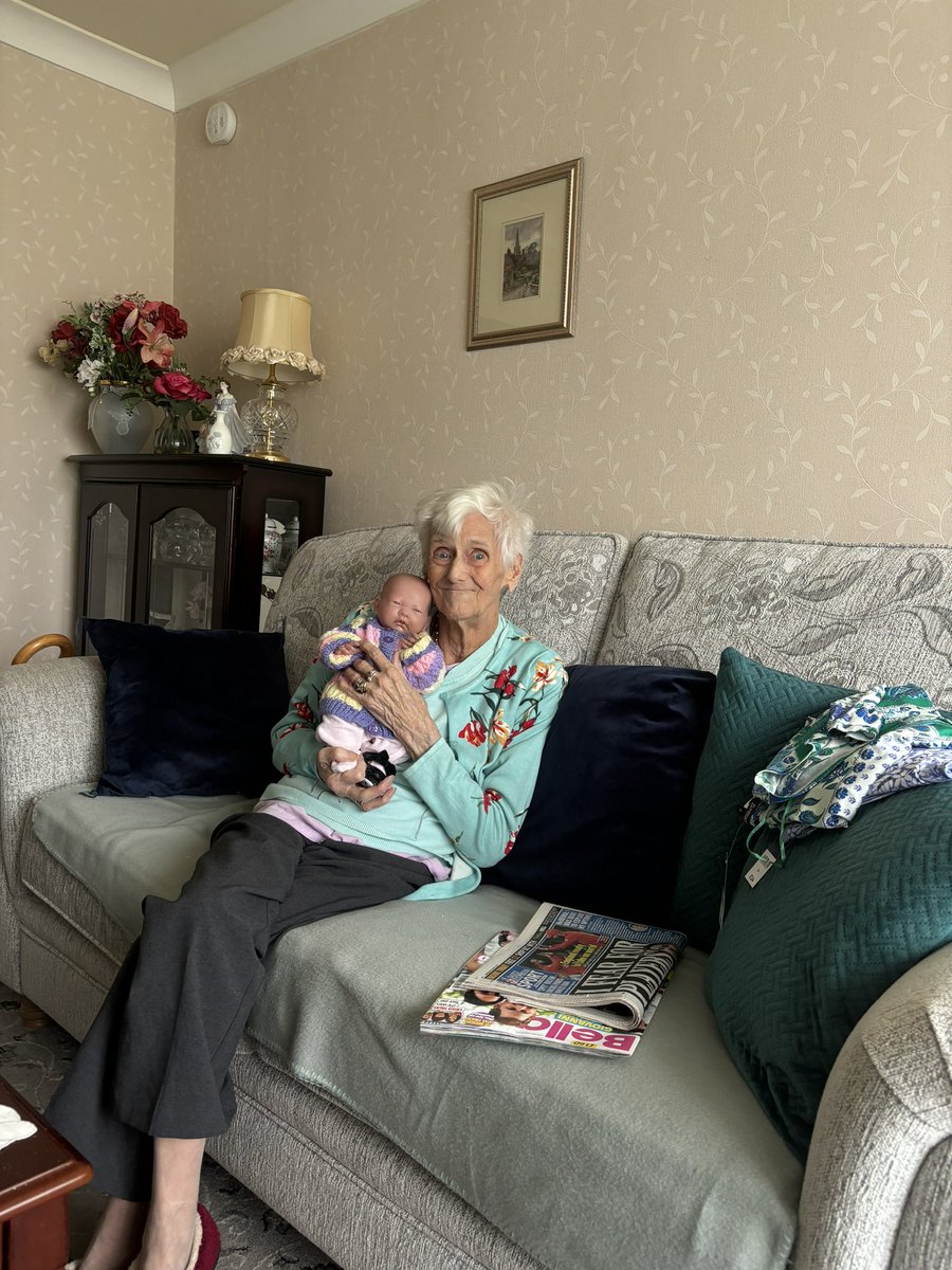 My darling mum with her dementia baby . Mum is the most cheerful person I know and I have had a lovely morning with her just wanted to give you some cheer with this pic 🥰