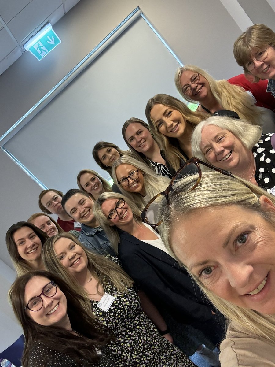 #SNNGConf2024
Aberdeen team having a fab time at the Scottish neonatal nurses annual conference,fantastic speakers, presentations &amp; bacon baps 🌸