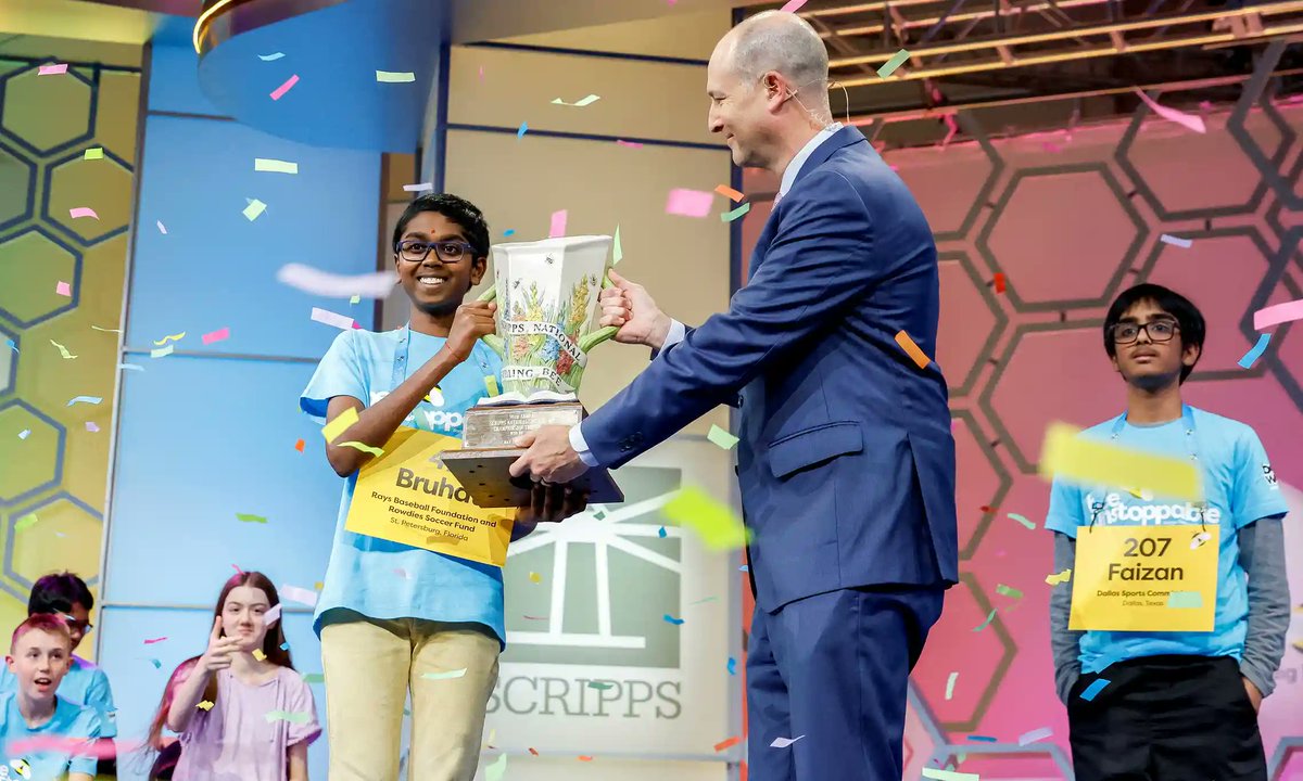 Newslink7com's tweet image. Unstoppable Bruhat Soma Triumphs at Scripps National Spelling Bee with Unprecedented 29 Words in Tiebreaker, Wins Over $50,000 in Prizes 
Newslink7.com 

#Scripps #National #Spelling #Bee #BruhatSoma 
#Tampa #Florida #undefeated