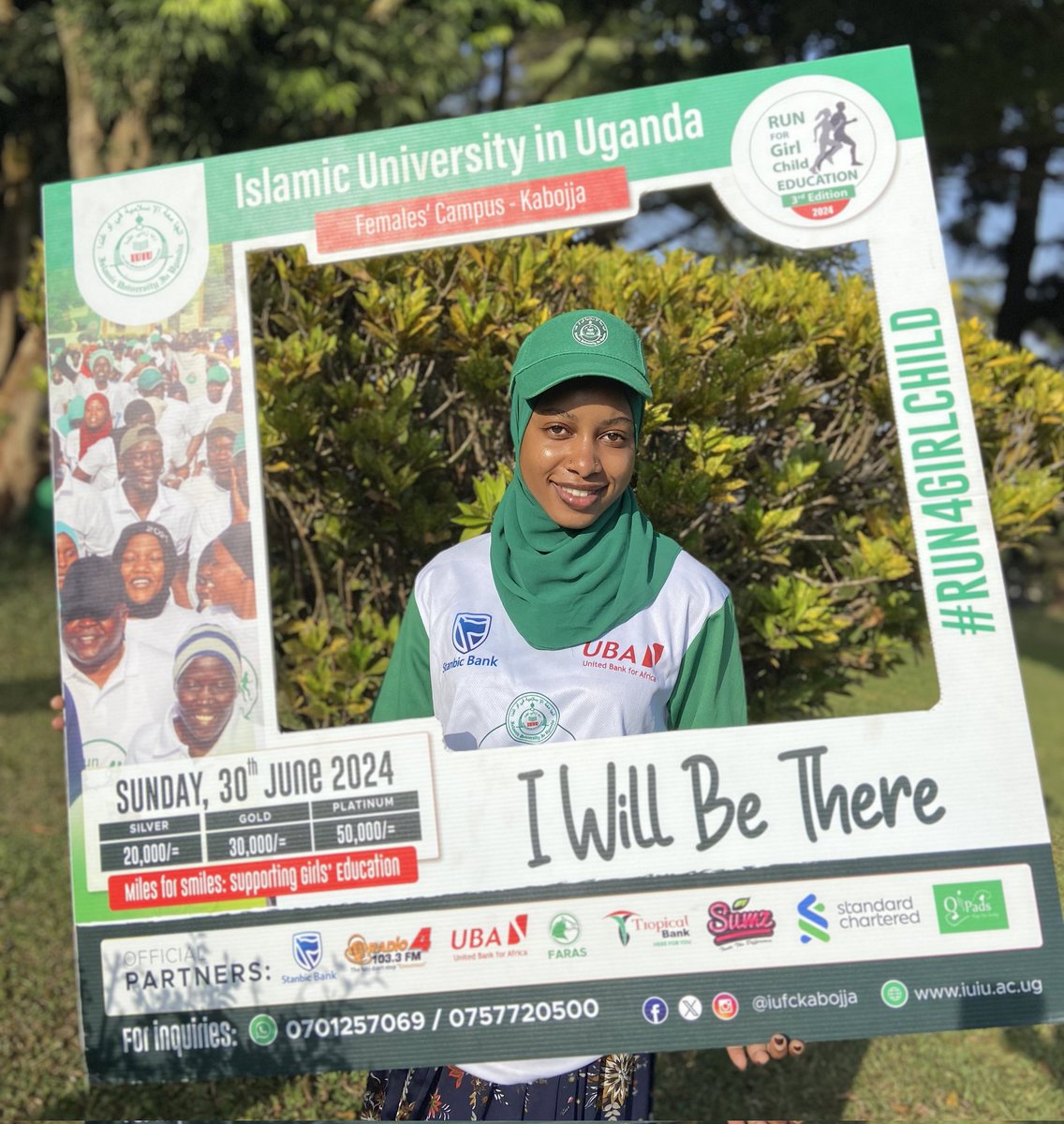 I can't wait to watch Muna run in her Abaya 😹 #Run4GirlChild