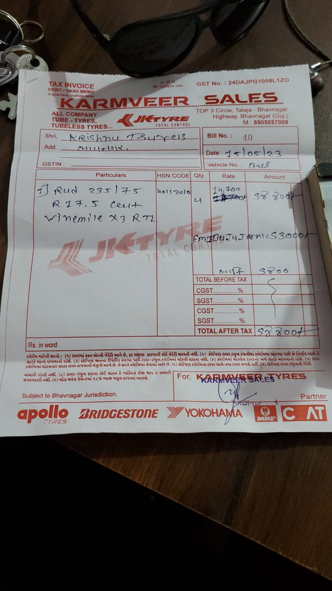 pritesh6677's tweet photo. It has been 11 months since we purchased tires from your company and the tire quality has deteriorated and in the meantime we have lost fat and no action is being taken against your dealer and your company.I hope I will get a positive response soon  @JKTyreCorporate @JKTyreRacing https://t.co/fwxn8UR51V