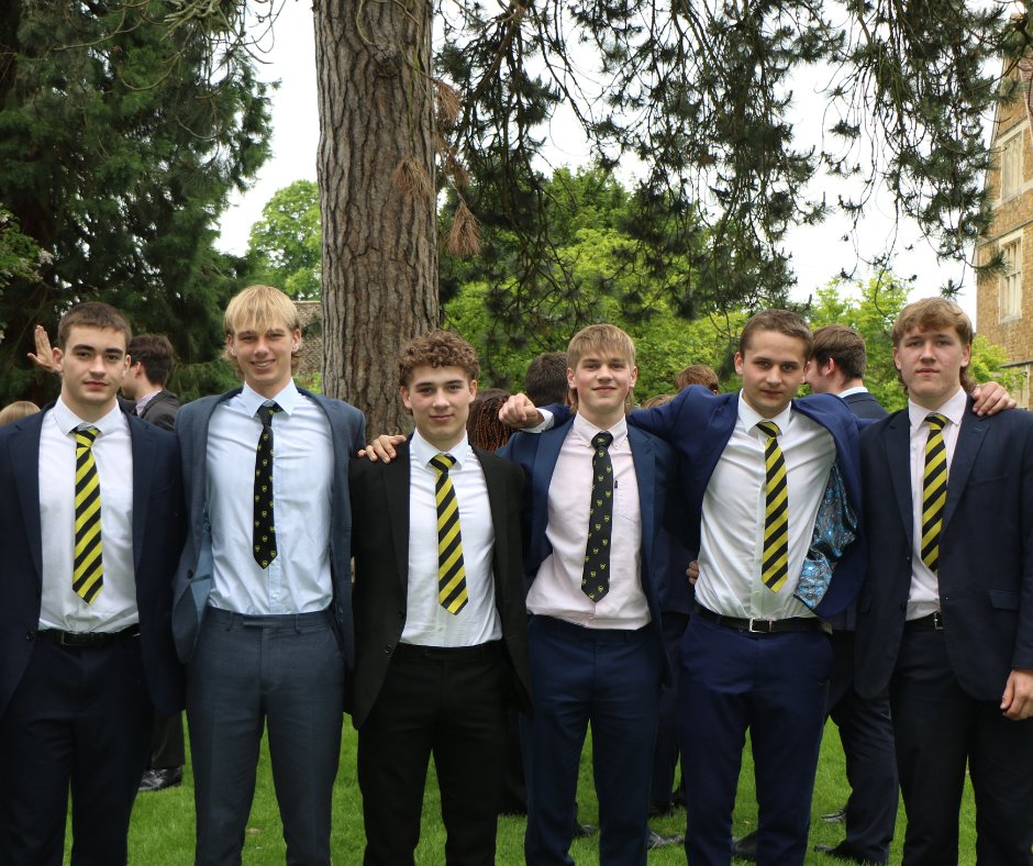 Toasting to the end of an era and the beginning of new adventures, our Upper Sixth celebrated their Bloxham journey with laughter and prosecco on the Headmaster's Lawn, before a final night of fun with their Houses. Cheers and best wishes for the exams ahead.