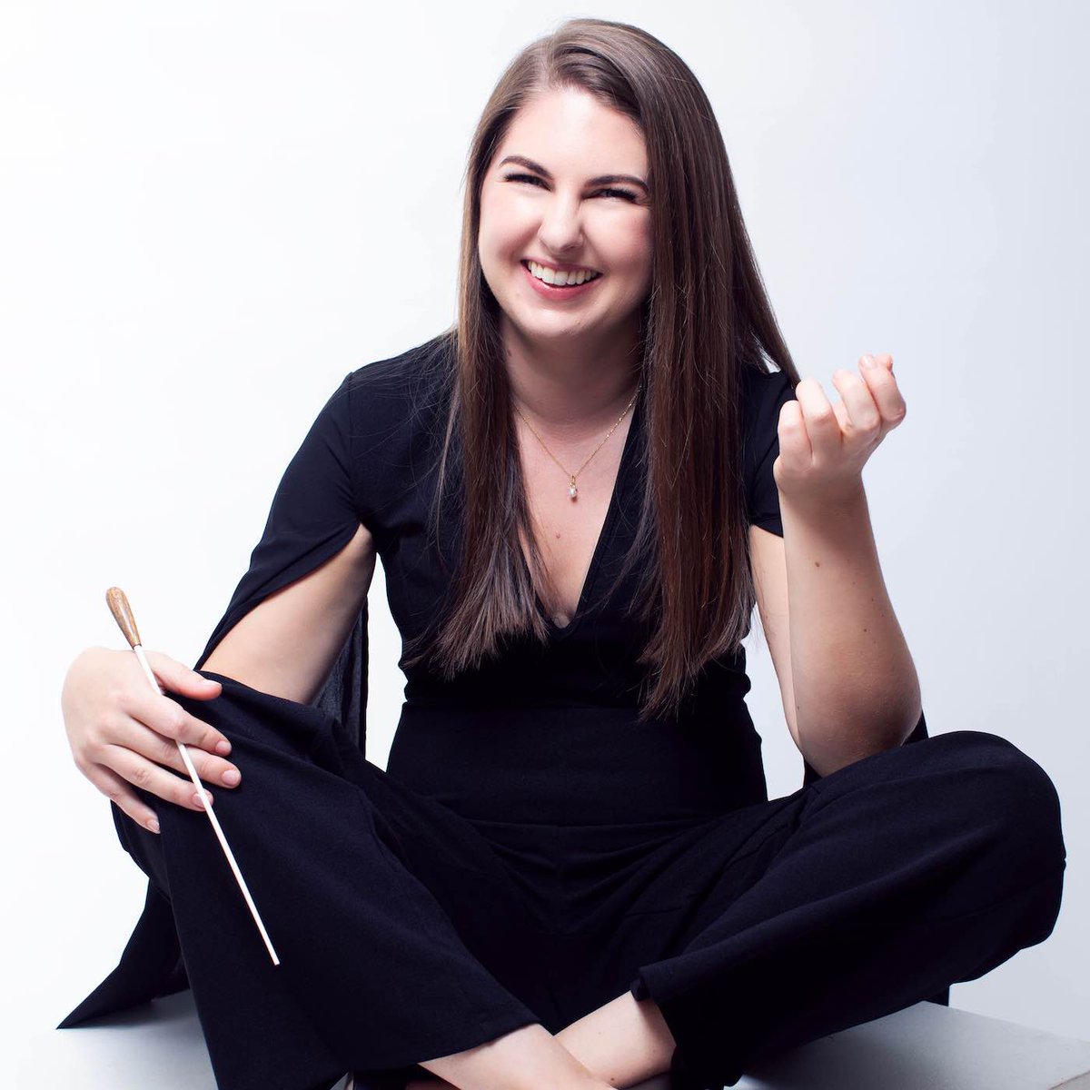 amiconthepodium (@amiconthepodium) on Twitter photo .
<a href="/KarenNiBhroin/">Karen Ní Bhroin</a> and I have one thing in common - our own podcast about conducting! I heard that the COVID pandemic increased her workload in the US, we had a v.geeky chat about metronome marks, and if we were to dine out together it might cost a small fortune?!
@JB_Management .
<a href="/KarenNiBhroin/">Karen Ní Bhroin</a> and I have one thing in common - our own podcast about conducting! I heard that the COVID pandemic increased her workload in the US, we had a v.geeky chat about metronome marks, and if we were to dine out together it might cost a small fortune?!
@JB_Management
