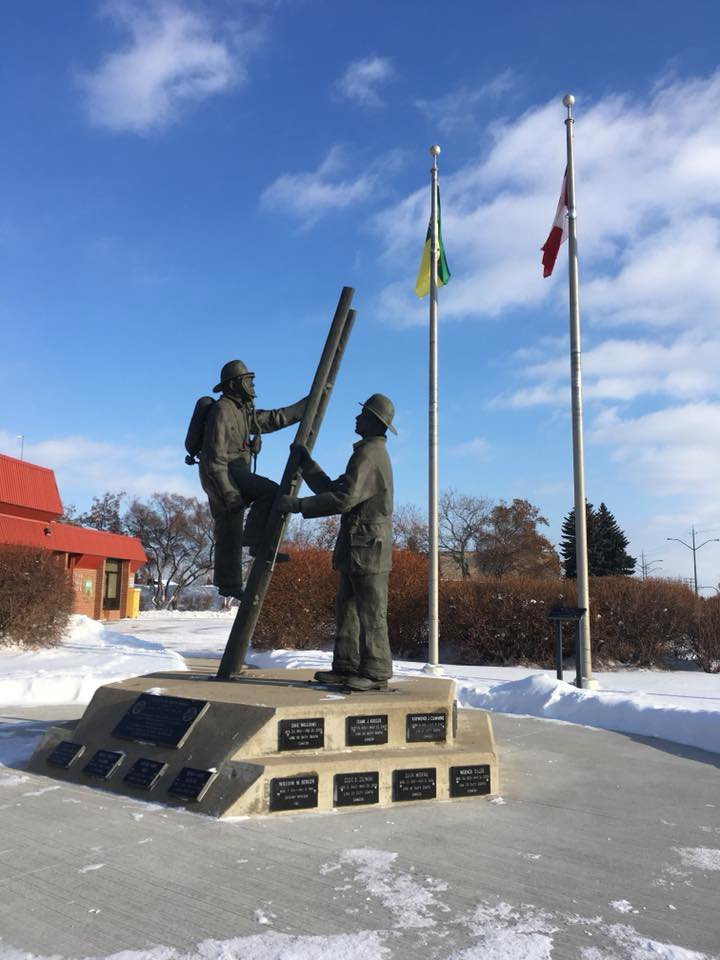 Never Forget 🇨🇦 Firefighter Jan Wyma LODD 2012-05-31 Saskatoon Fire Firefighter Werner Bauer LODD 2006-05-31 Saskatoon Fire Firefighter Dennis Aron Guenter Firefighter Victor James Budz LODD 1980-05-31 @SaskatoonFire @IAFF80 Honour Them